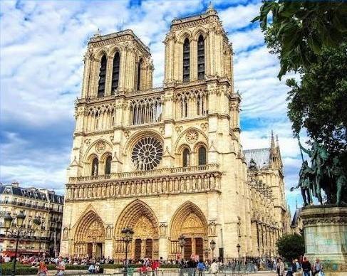 Notre Dame Tributes on The Classical Network