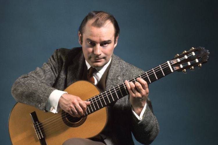 Julian Bream Turns 86 WWFM Celebrates