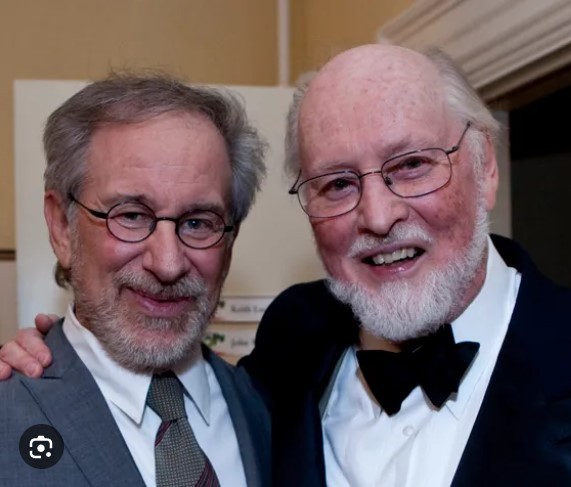 John Williams Scores Spielberg UFO Film!