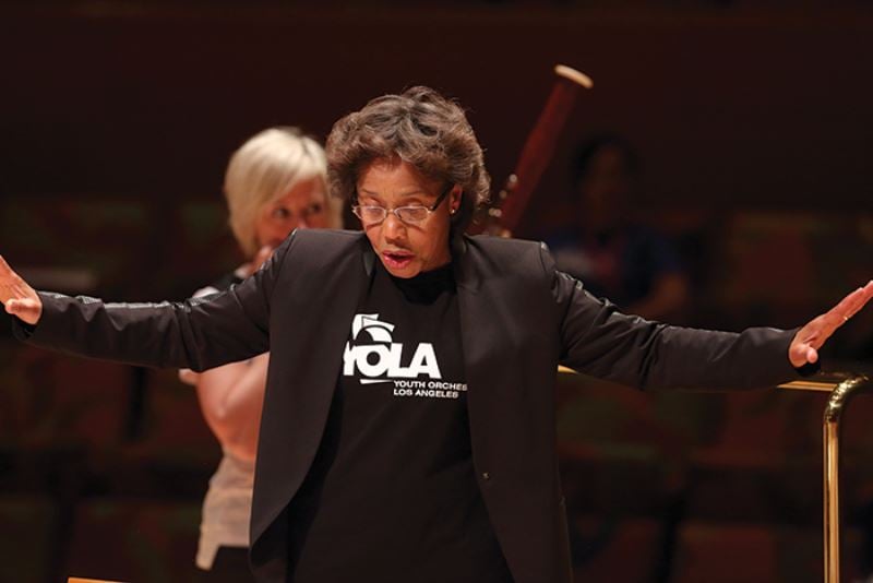 Tania León Wins Pulitzer for “Stride”