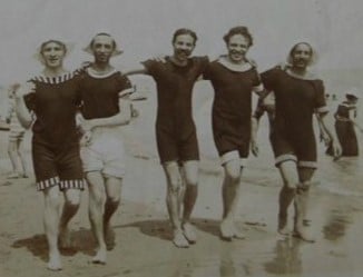 Respighi: Modesty, Bikinis & Roman Spectacle