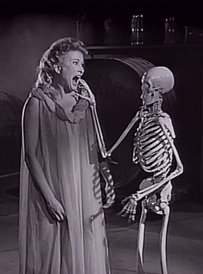 Haunted Hill with Roy & Dracula Next!