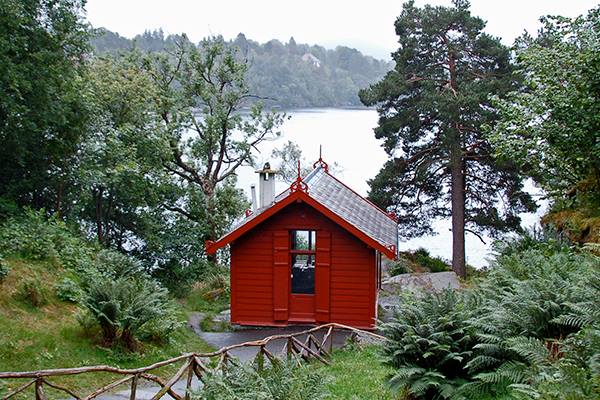 Focus Like Mahler Build a Composing Hut