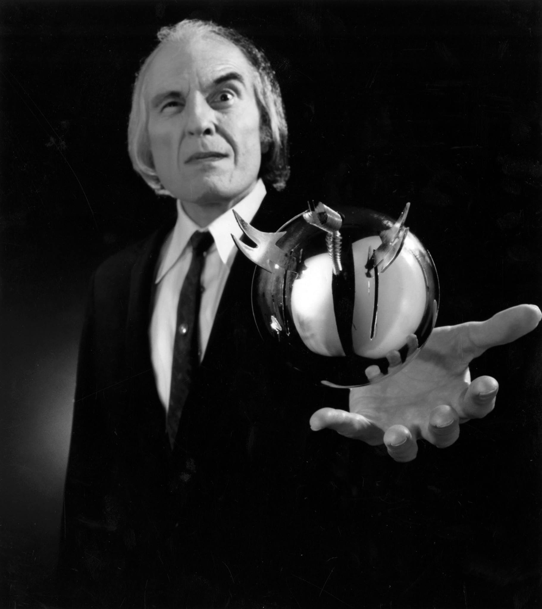 Angus Scrimm Tall Man Writer?