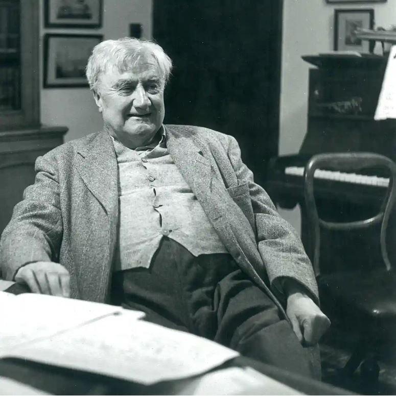 Vaughan Williams Champion Andrew Manze