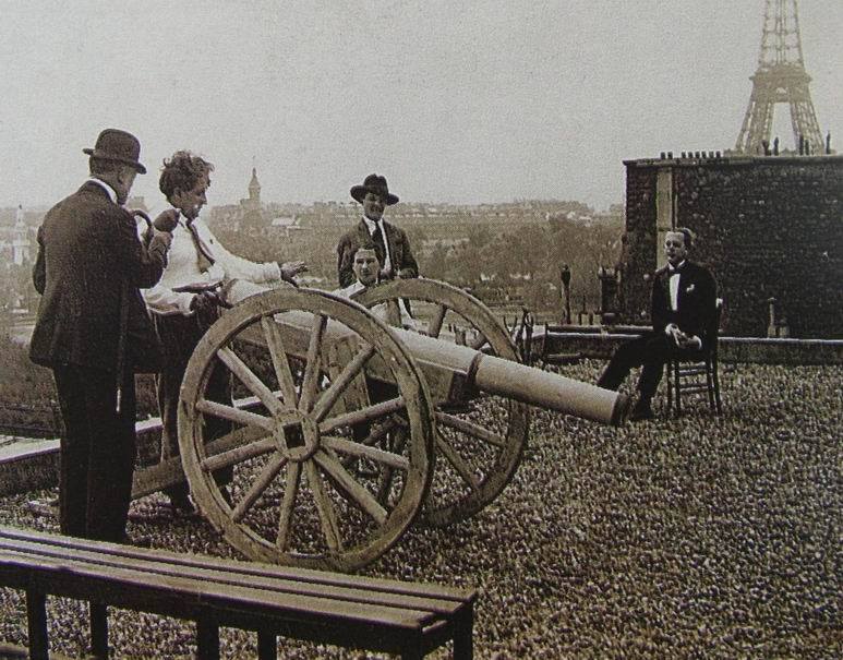 Satie’s Surreal Film Debut Entr’acte Online