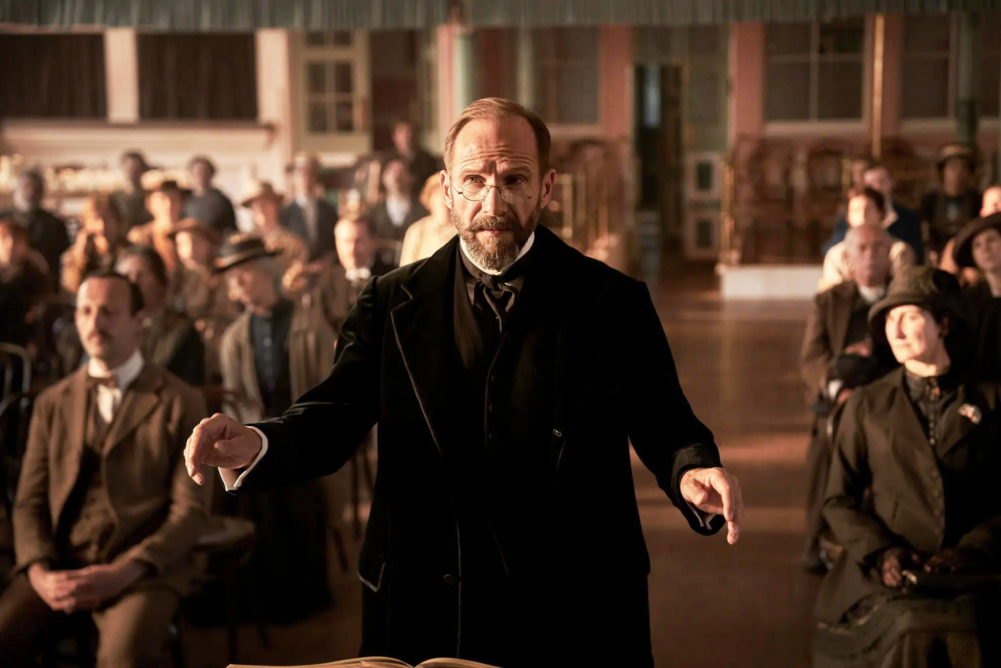 “The Choral” Misses Its High Notes